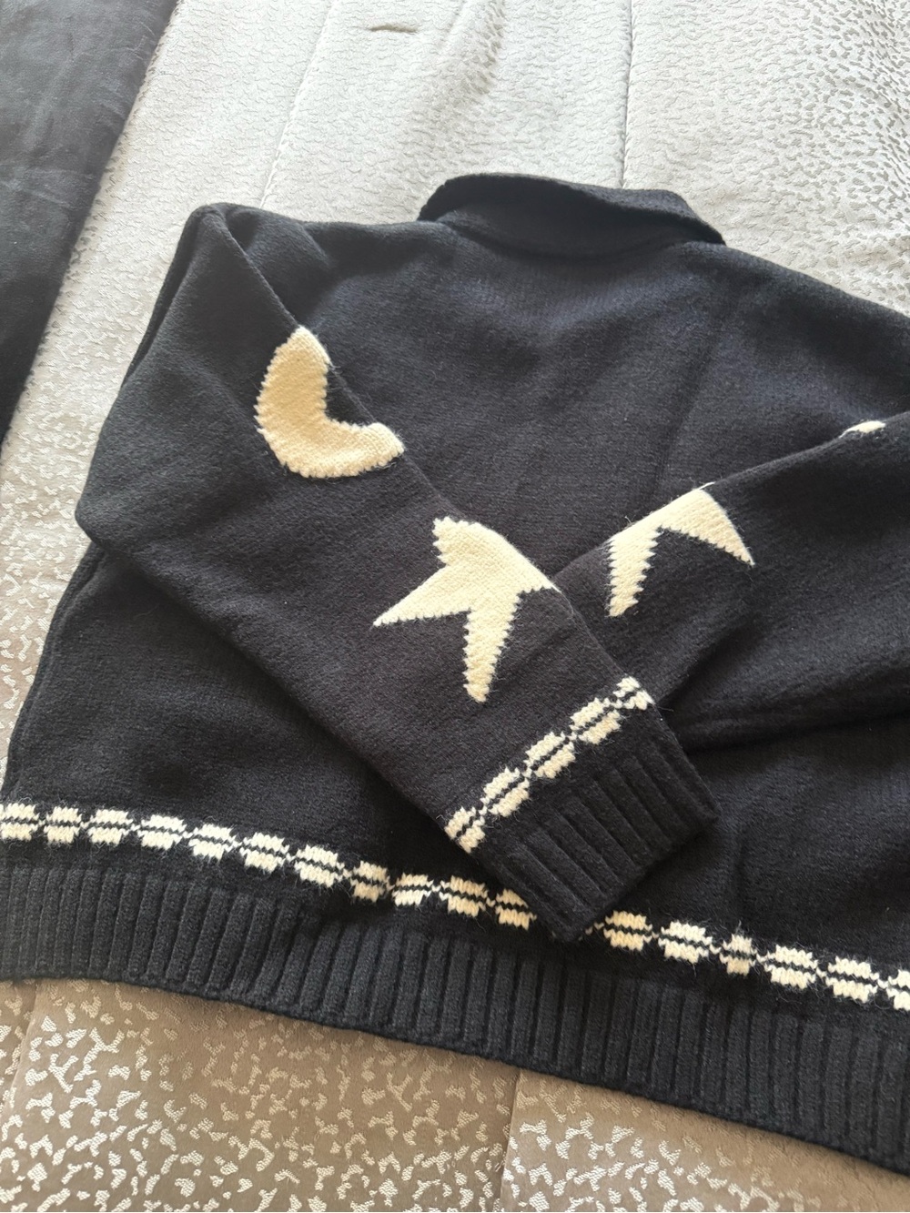 Commense Double-Zip Pockets Lapel Cardigan - Picture 14 of 14